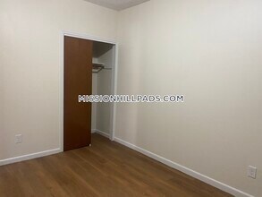 46 S Huntington Ave in Boston, MA - Building Photo - Building Photo