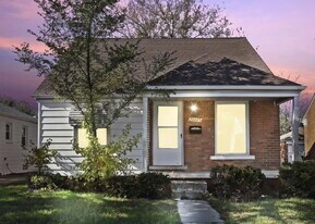 20045 Greenlawn St in Detroit, MI - Building Photo