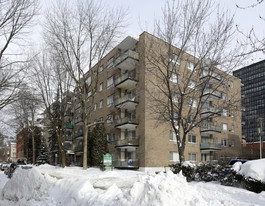 225 Olivier Apartments