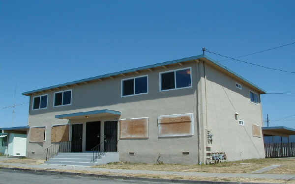 546 S 19th St in Richmond, CA - Foto de edificio - Building Photo