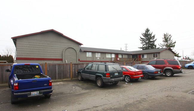 Centennial Manor in Tacoma, WA - Foto de edificio - Building Photo