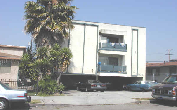 825 N Kingsley Dr in Los Angeles, CA - Building Photo - Building Photo