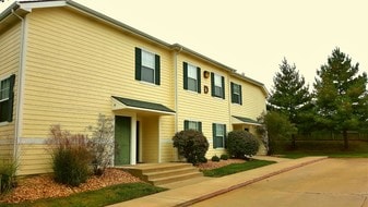 Tuckaway at Briarwood