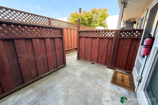 1741 Ocean Ave in San Francisco, CA - Building Photo - Building Photo
