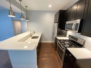 162 E 13th Ave in Columbus, OH - Building Photo - Building Photo