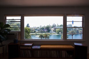 725 Echo Park Ter in Los Angeles, CA - Building Photo