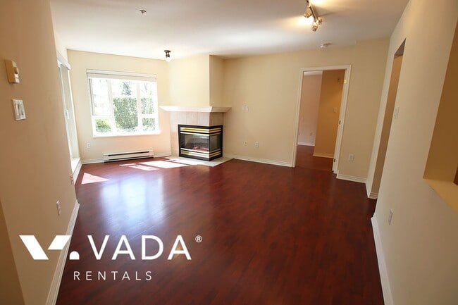 property at 5683 Hampton Pl