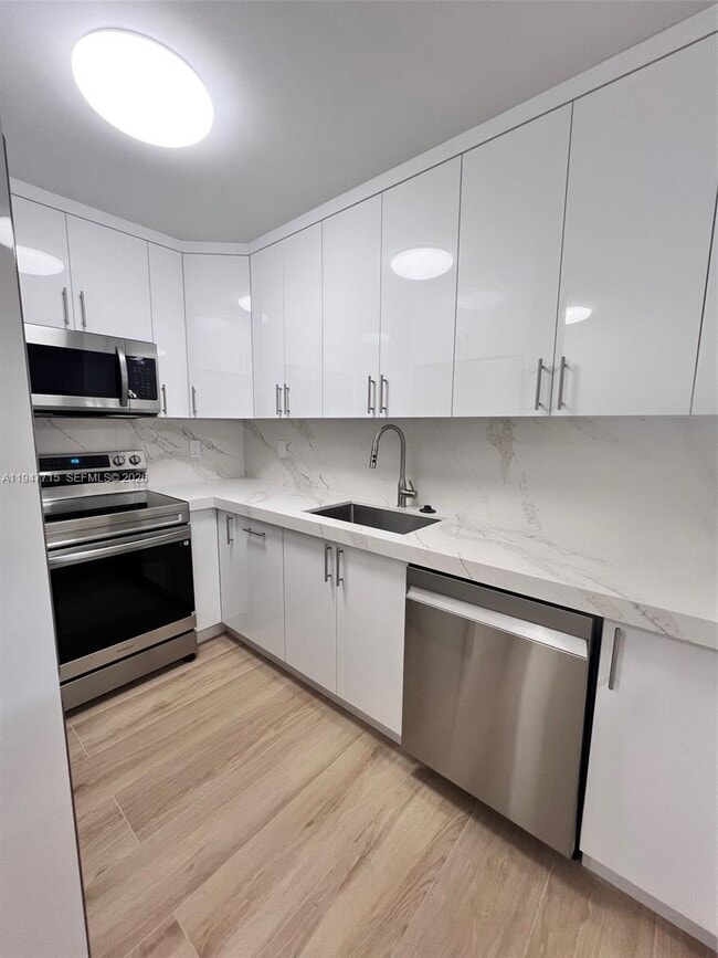 property at 840 SW 129th Pl