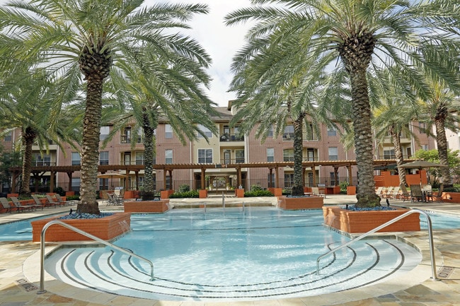 Elate Royal Oaks in Houston, TX - Foto de edificio - Building Photo