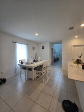 602 Papillon St SW in Palm Bay, FL - Building Photo - Building Photo