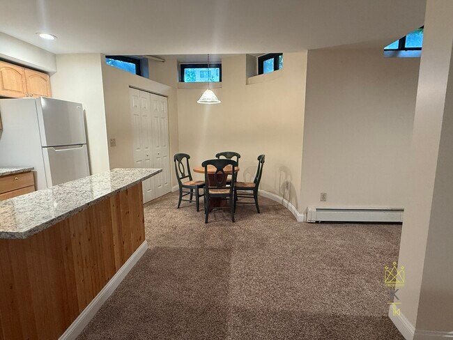 1100 Beacon St in Brookline, MA - Building Photo - Building Photo