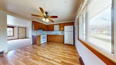 386 Apple Ln in Mansfield, OH - Building Photo - Building Photo