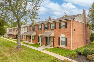 Stratford Apartments in Wilmington, DE - Foto de edificio - Building Photo