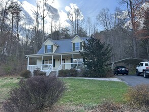 2105 Ferguson Town Rd in Hiawassee, GA - Building Photo - Building Photo