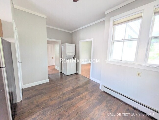347 Hammond St