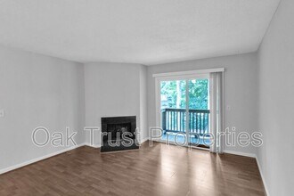 1402 Camp Rd in Charleston, SC - Building Photo - Building Photo