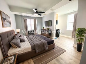 4756 N Maplewood Ave in Chicago, IL - Foto de edificio - Building Photo