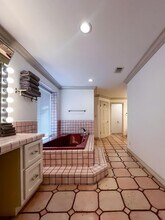 1231 Ozeta Terrace in Los Angeles, CA - Building Photo - Building Photo