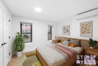 109 Albany Ave in Brooklyn, NY - Building Photo - Building Photo