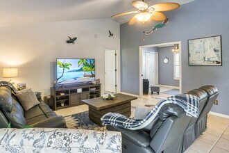 831 Deep Lagoon Ln in Ft. Myers, FL - Building Photo - Building Photo