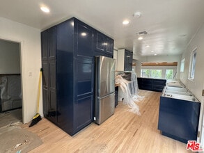 5818 Morella Ave in Los Angeles, CA - Building Photo - Building Photo