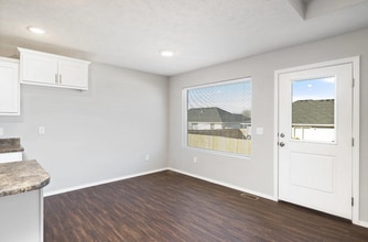 1105 Abbey Ave in Monett, MO - Building Photo - Building Photo