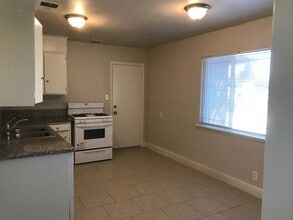 6649 N Clark St in Fresno, CA - Building Photo - Building Photo