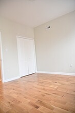 1419 W York St, Unit 2 in Philadelphia, PA - Foto de edificio - Building Photo