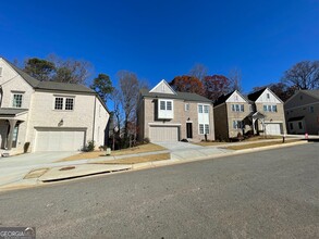 3964 Enclave Wy in Tucker, GA - Building Photo - Building Photo