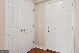 21013 Timber Ridge Terrace in Ashburn, VA - Building Photo - Building Photo