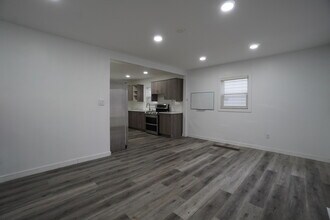 1092 Hanley St in Gary, IN - Building Photo - Building Photo