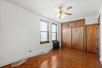 429 W Roscoe St, Unit 502 in Chicago, IL - Building Photo - Building Photo