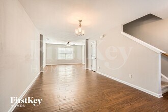 2508 Walnut Forest Dr in Charlotte, NC - Foto de edificio - Building Photo