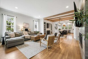 6368 Alamo Pl in Nashville, TN - Building Photo