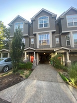 15491 Brianne Ct in Lake Oswego, OR - Building Photo