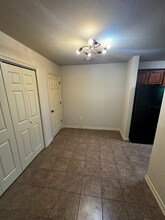 1760 N Chestnut Ave in Fayetteville, AR - Building Photo - Building Photo