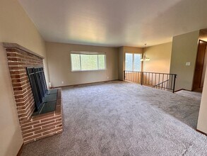 201 15th Pl in Kirkland, WA - Building Photo - Building Photo