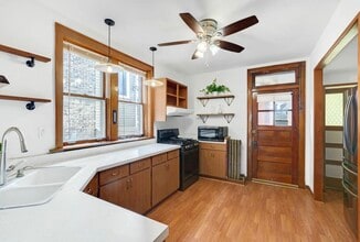 3730 N Richmond St, Unit 1st Floor in Chicago, IL - Foto de edificio - Building Photo