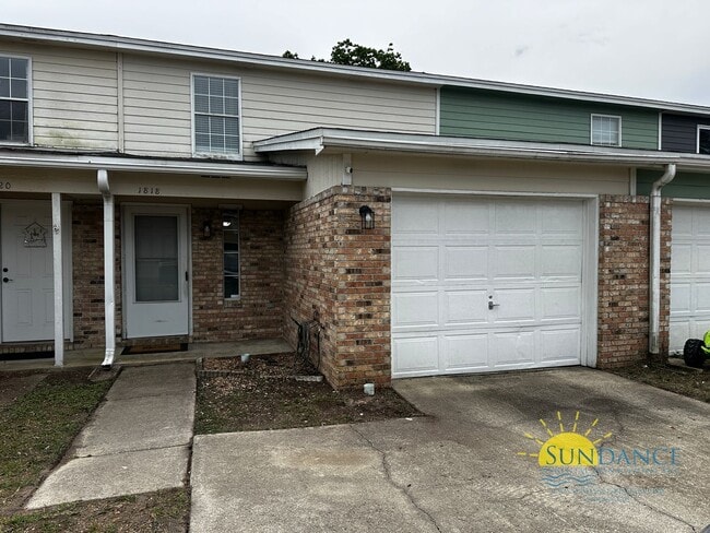 property at 1818 Whispering Oaks Ln