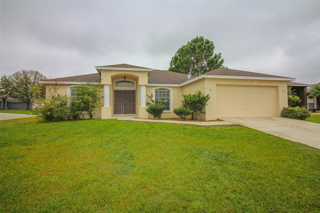 3002 Chasewood Dr in Lakeland, FL - Building Photo