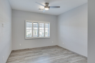 Desert Jewel in Chandler, AZ - Building Photo - Interior Photo