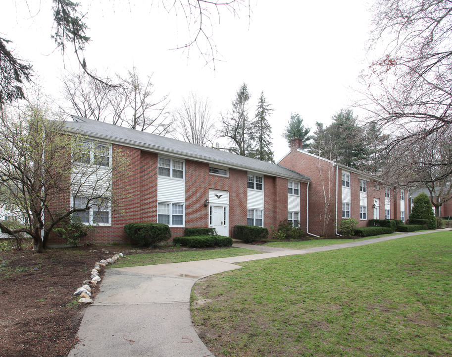 Sycamore Garden in Simsbury, CT - Building Photo