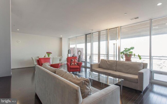 property at 1101 Washington Ave