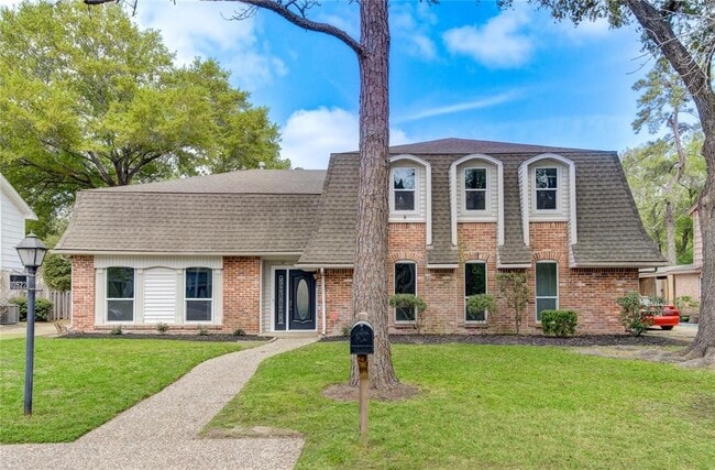 10522 Brentway Dr