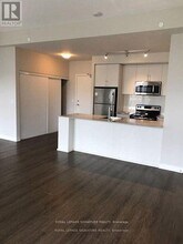 40 Lagerfeld Dr in Brampton, ON - Building Photo - Building Photo