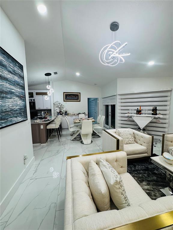 11761 NW 12th St in Pembroke Pines, FL - Building Photo - Building Photo