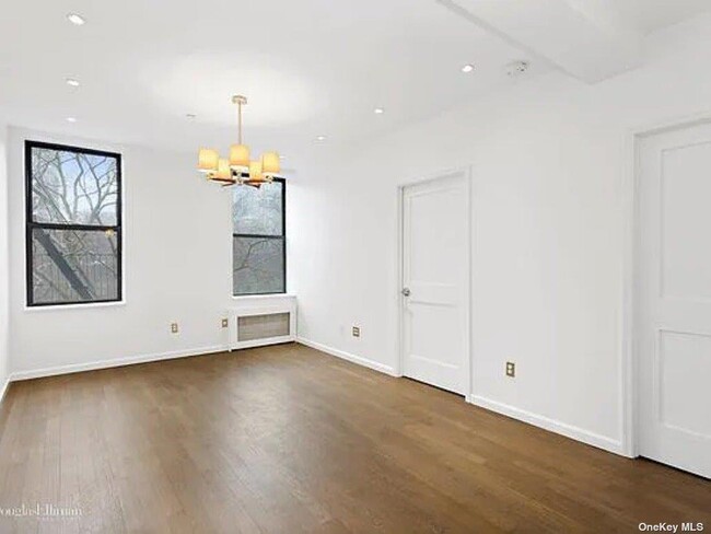 property at 250 Manhattan Ave