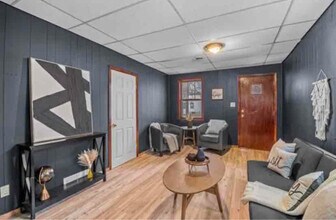 1202 Stuart St in Green Bay, WI - Foto de edificio - Building Photo