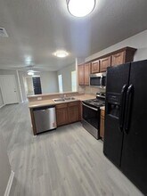 137 Cliff Height Cir in Dallas, TX - Building Photo - Building Photo