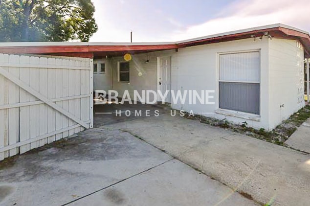 property at 6215 N Coolidge Ave
